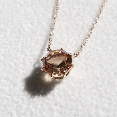 インペリアルトパーズ 7mm アトリアカット necklace