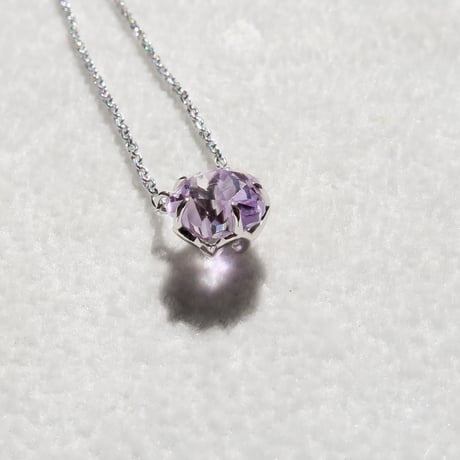 【necklace】　バイカラーアメジスト　7mm　さくらシェイプ