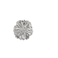 【pierced】　白水晶 8.5mm 桜型 甲州貴石切子(片耳)