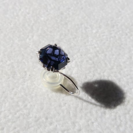 【earring】　アイオライト　7mm　アトリアカット　片耳