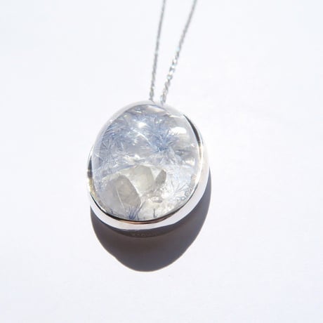 デュモルチェライト+クォーツインクォーツ　necklace
