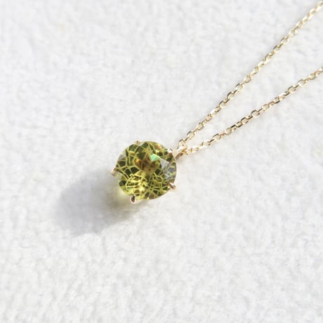 【necklace】　マリガーネット　6.3mm　ダンデライオンカット