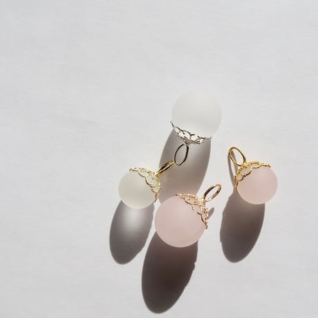 【charm】　ローズクォーツ 8mm（Frosty Silk)