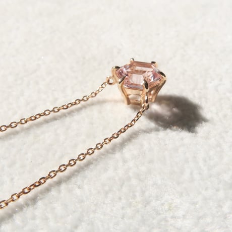 【necklace】　モルガナイト 6mm ゆきんこカット