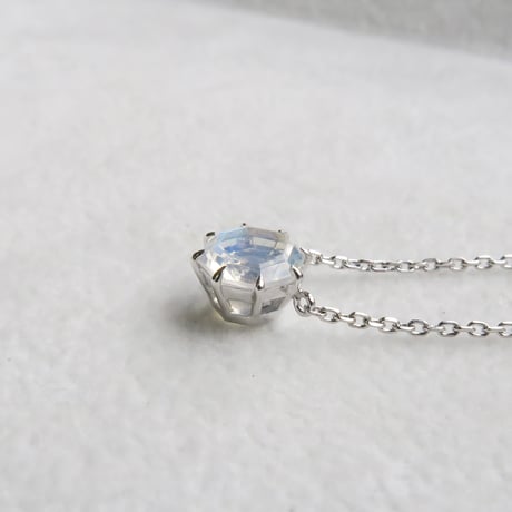 【necklace】　アンデシンラブラドライト　6mm　アトリアカット