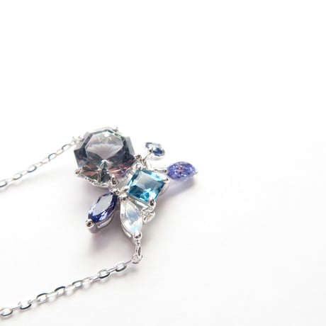 【necklace】　バイカラーゾイサイト　アトリアカット