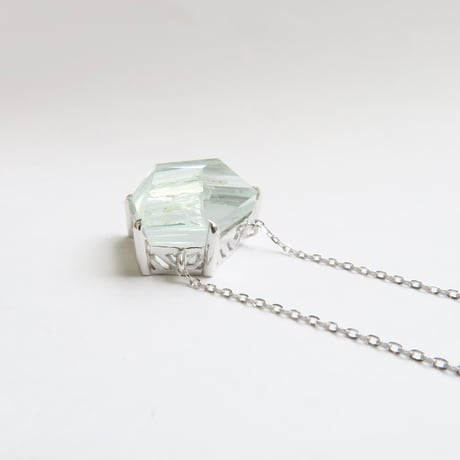 【ncklace】　インクルージョンアクアマリン