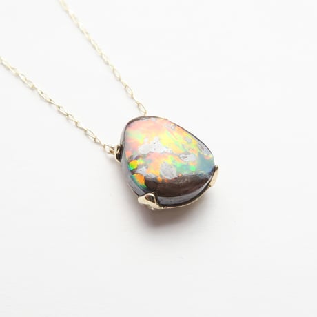 【necklace】　ボルダーオパール