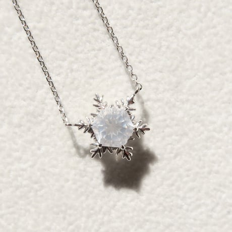 【necklace】　ミルキークォーツ 6mm ゆきんこカット