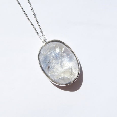 デュモルチェライト+クォーツインクォーツ　necklace