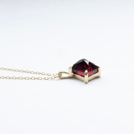 【ncklace】　ガーネット mini甲州貴石切子 Dia0.01ct
