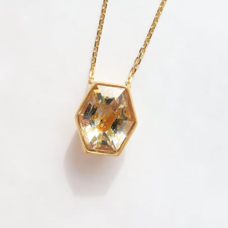 【necklace】　オイルインクォーツ