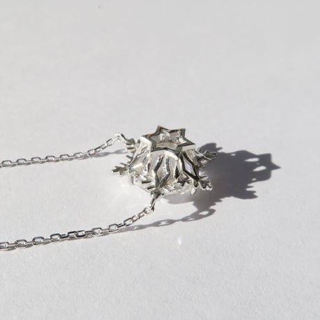 白水晶 8mm ゆきんこカット necklace