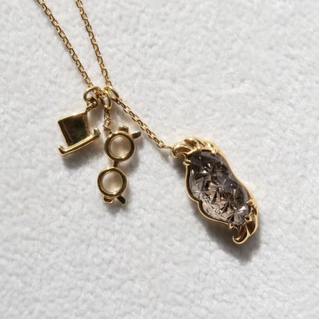 【necklace】　スモーキークォーツ　ヒゲ型　甲州貴石切子.