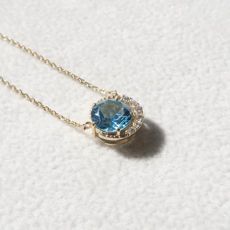 【necklace】  ブルートパーズ　6mm　スターインカット