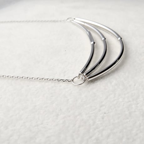 【necklace】　3連ドレープ