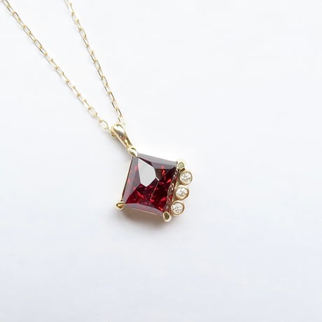 【ncklace】　ガーネット mini甲州貴石切子 Dia0.01ct