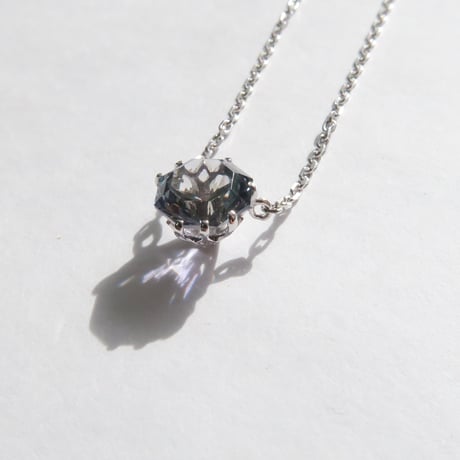 バイカラーゾイサイト 6mm アトリアカット necklace