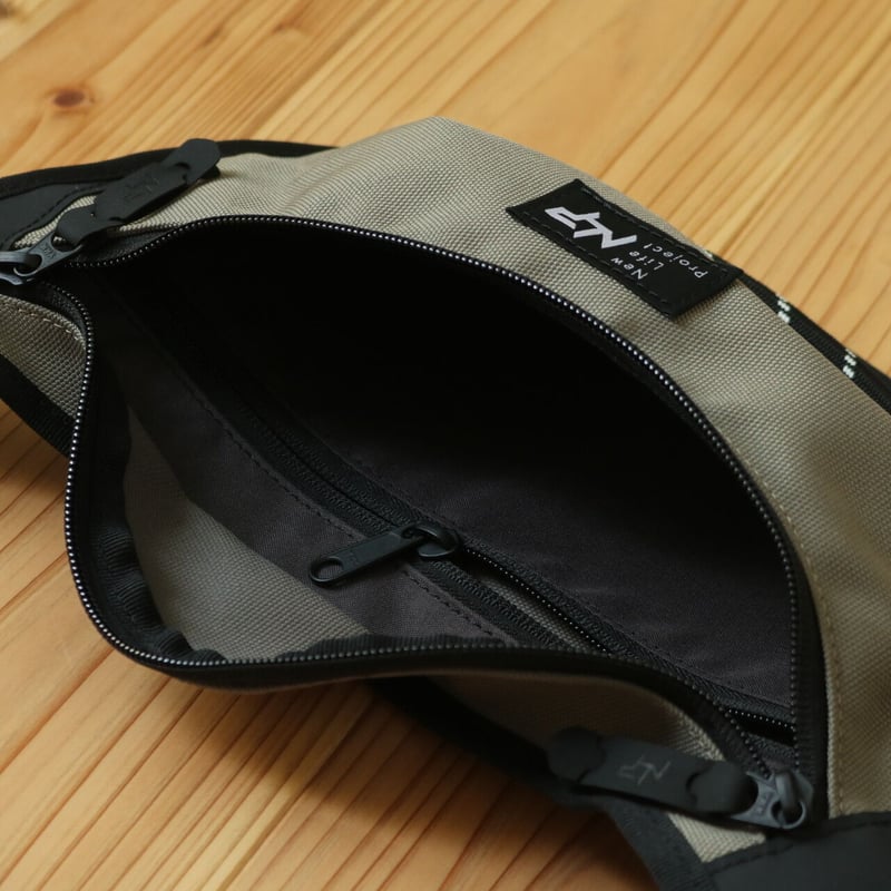 NewLifeProject ECO CANVAS MOON SHOULDER