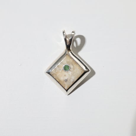 UNISEX / ナバホ族 Veronica Benally / Diamond ペンダントトップ