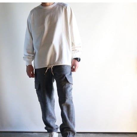 UNIVERSAL STYLE WEAR / ストリング TEE