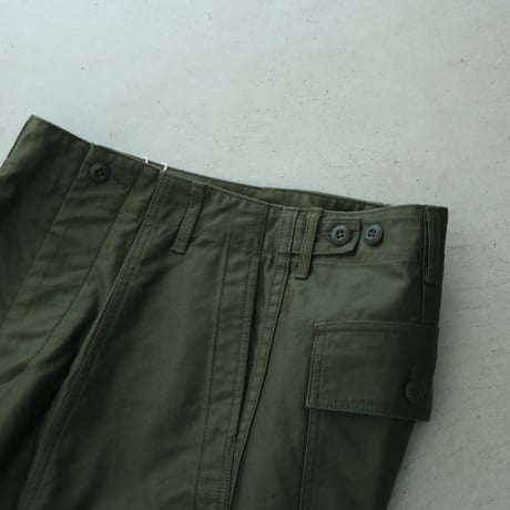 D.C.WHITE / FATIGUE SHORT PANTS SEEP ''LOOSE'' / D233758