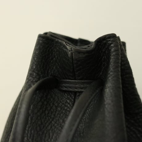 UNISEX / ''LINKS'' ORIGINAL / LEATHER DRAWSTRING BAG (中)