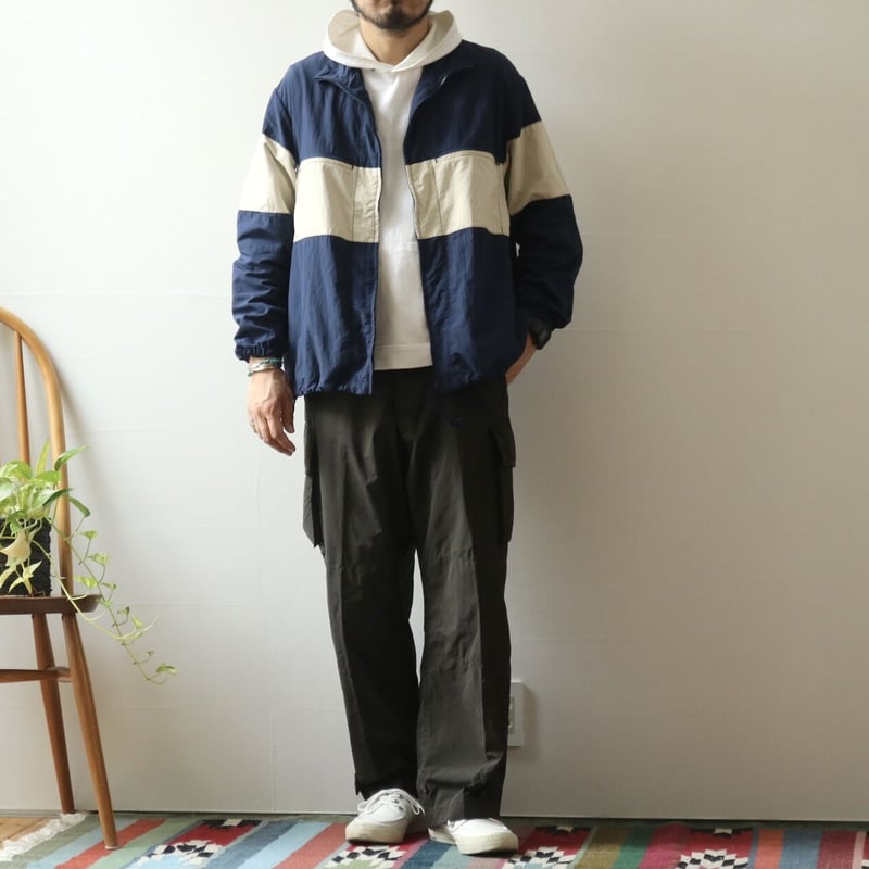 D.C.WHITE / TRAINING TOP / D241250 | LINKS ONLI