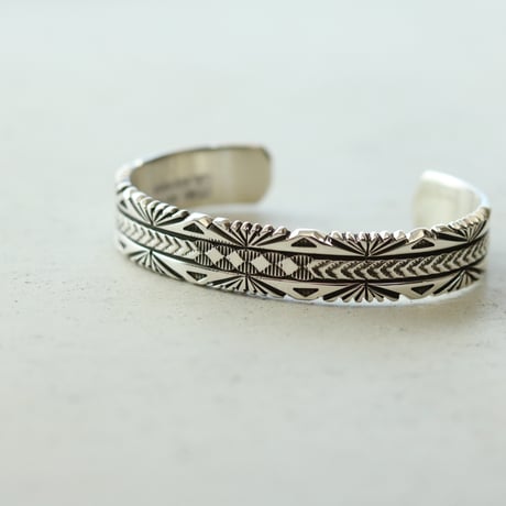 ブルースモーガン | STORES