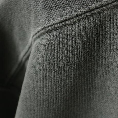 modem design / Pigmented ''P'' ARK SWEAT / M-2307058