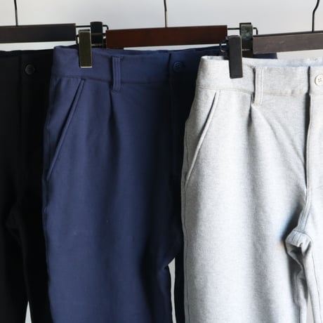UNIVERSAL STYLE WEAR / ストレッチトラウザー