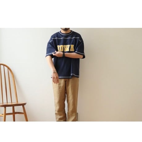 UNIVERSAL STYLE WEAR / フットボールプリントTEE / 632506