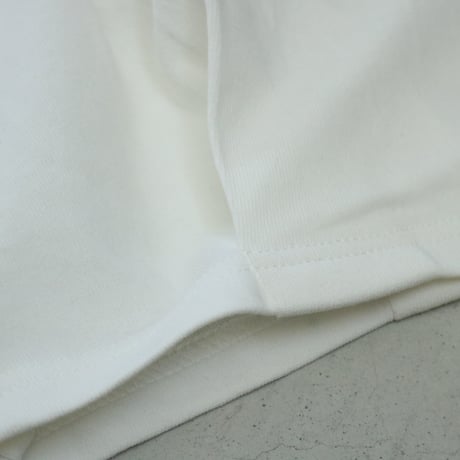UNIVERSAL STYLE WEAR / タックTEE / 642020
