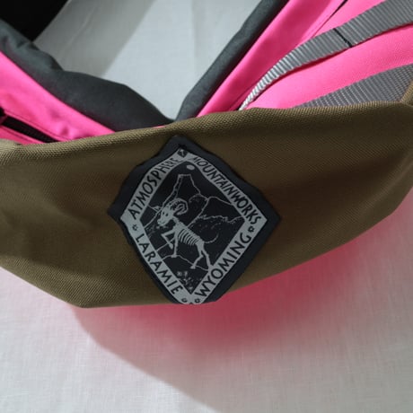 UNISEX / ATMOSPHERE MOUNTAIN WORKS / CHEYENNE SLING BAG