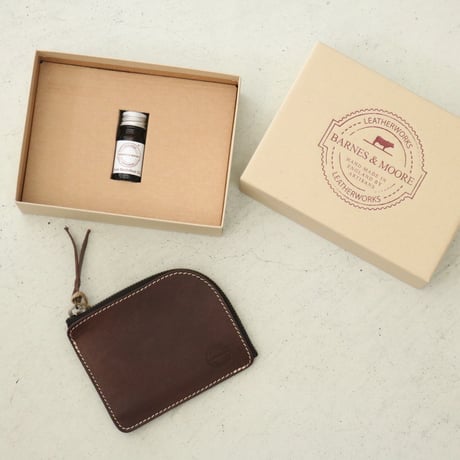 BARNES&MOORE / ZIP WALLET