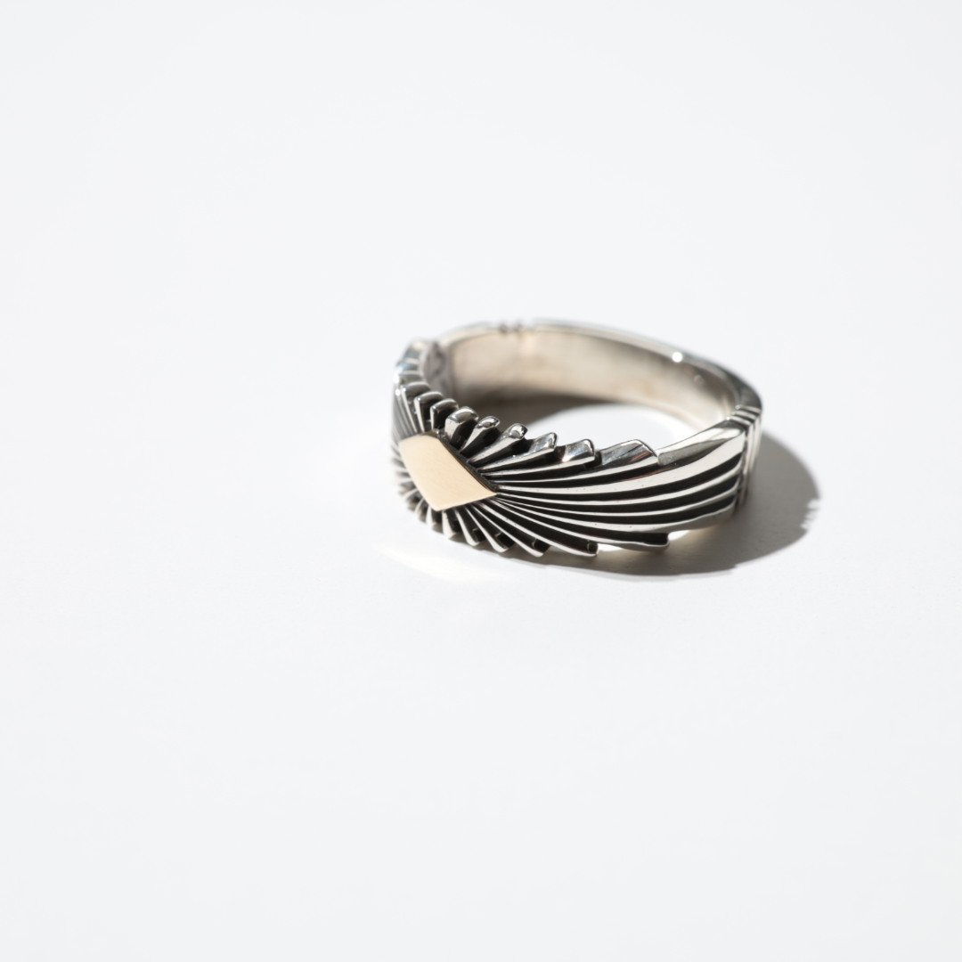 UNISEX / ナバホ族 Pat Bedonie / 1/4'' 14K サンバースト リン