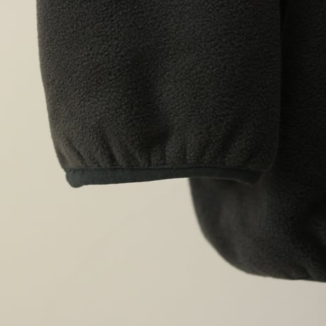 MADE / HOLIDAY POLAR FLEECE PULLOVER
