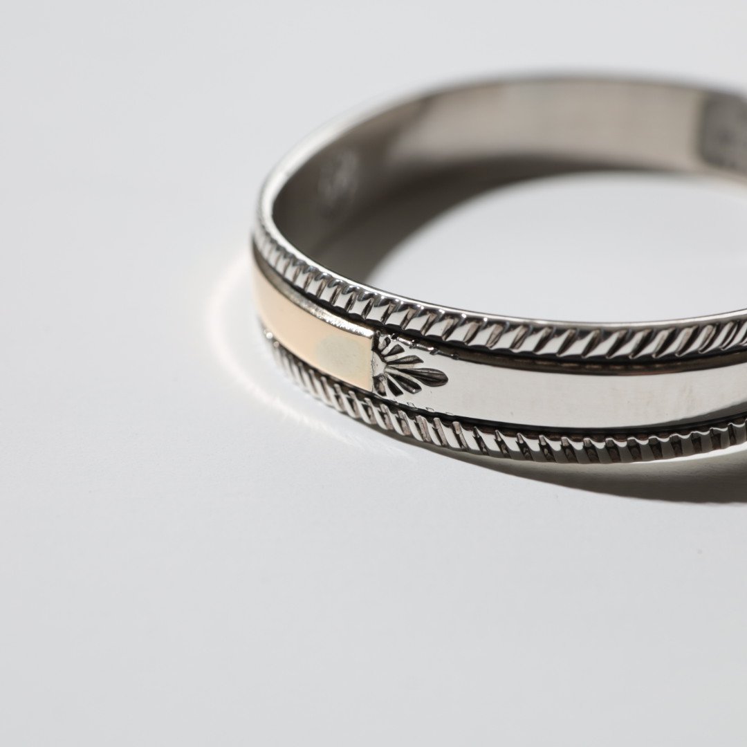 UNISEX / ナバホ族 Bruce Morgan / 3/8'' 14K チゼルワーク プ
