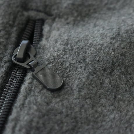 UNISEX / HARRITON / 8oz Fleece Vest