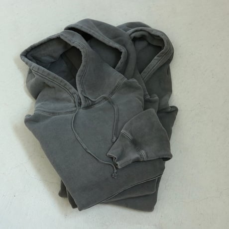MADE / VARSITY HOODIE PIGMENT DYE