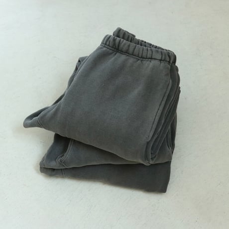 MADE / VARSITY SWEAT PANTS PIGMENT DYE