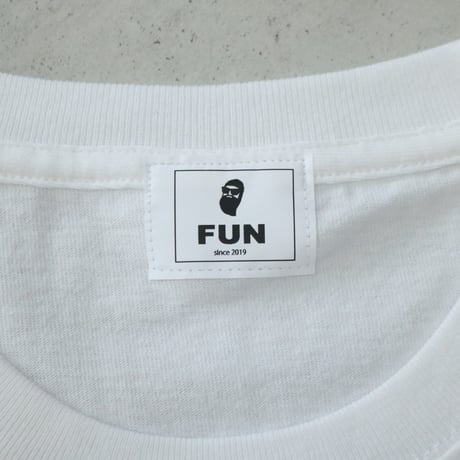 FUN for modem design / ENJOY THE HOLIDAY TIME TEE / F-24020511