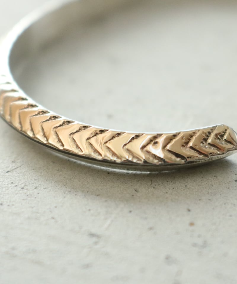 Navajo Bruce Morgan Sterling バングル　2.1cm幅 Navajo Bruce Morgan 2面バングル Sterling - メルカリ
