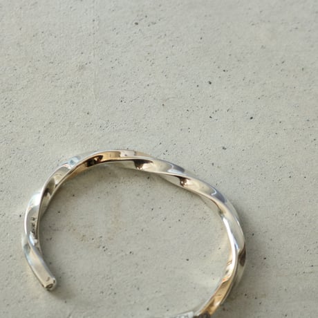 UNISEX / ナバホ族 Bruce Morgan / #6SQ 14K/SS プレーン ツイスト バングル