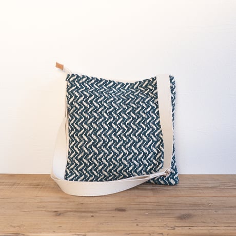 【値下げしました】trois temps ショルダーバッグ trois temps トロワトン 手織り2WAYバッグの通販 by moomin's