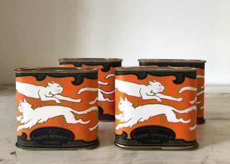 ITEM | Vintage Lover