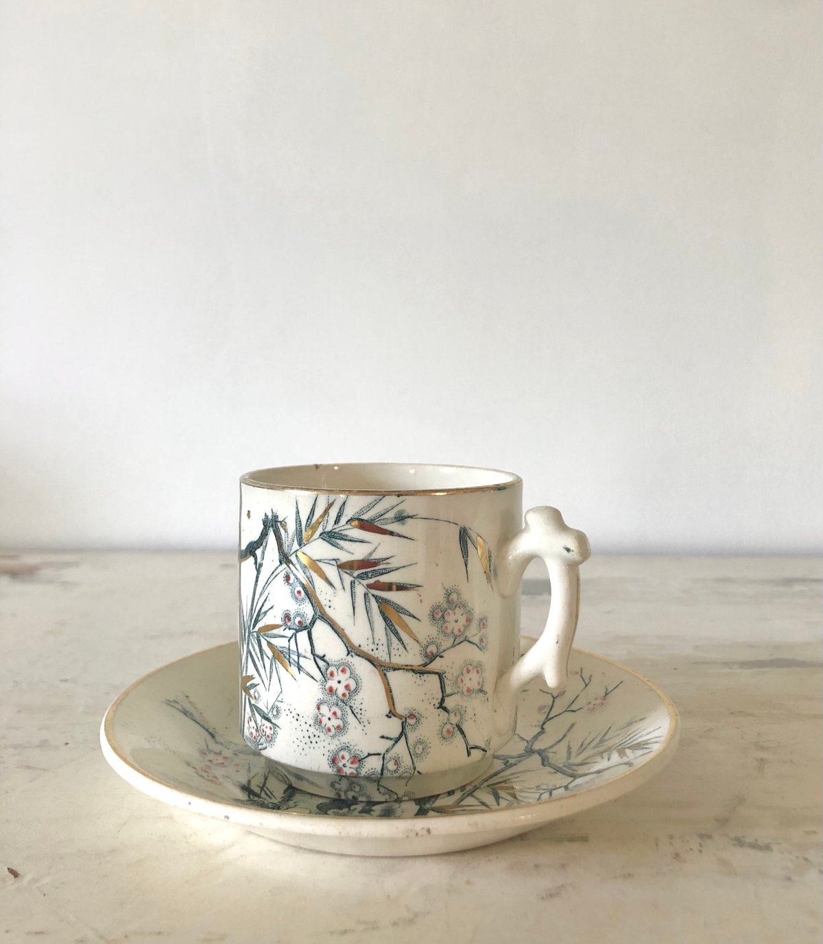 ○アンティーク○クレイユエモントロー◉ カフェカップ＆ソーサ○梅②