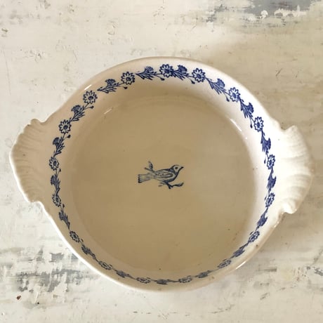 デッドストックの 装備不足 ムスティエ 丸い花リムのお皿 22.5cm D 