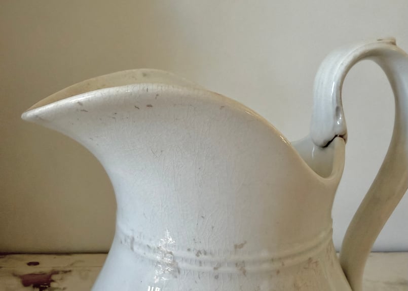 【美品】フランスアンティーク　リモージュ　白　ピシェ　水差し　変形オクトゴナル ○アンティーク○ピシェ/水差し○クレイユエモントロー ○白 | Vintage
