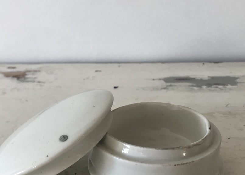 563)陶器の容器 クリーム パウダー 白粉 ビンテージ セット 563)陶器の容器 クリーム パウダー 白粉 ビンテージ セット